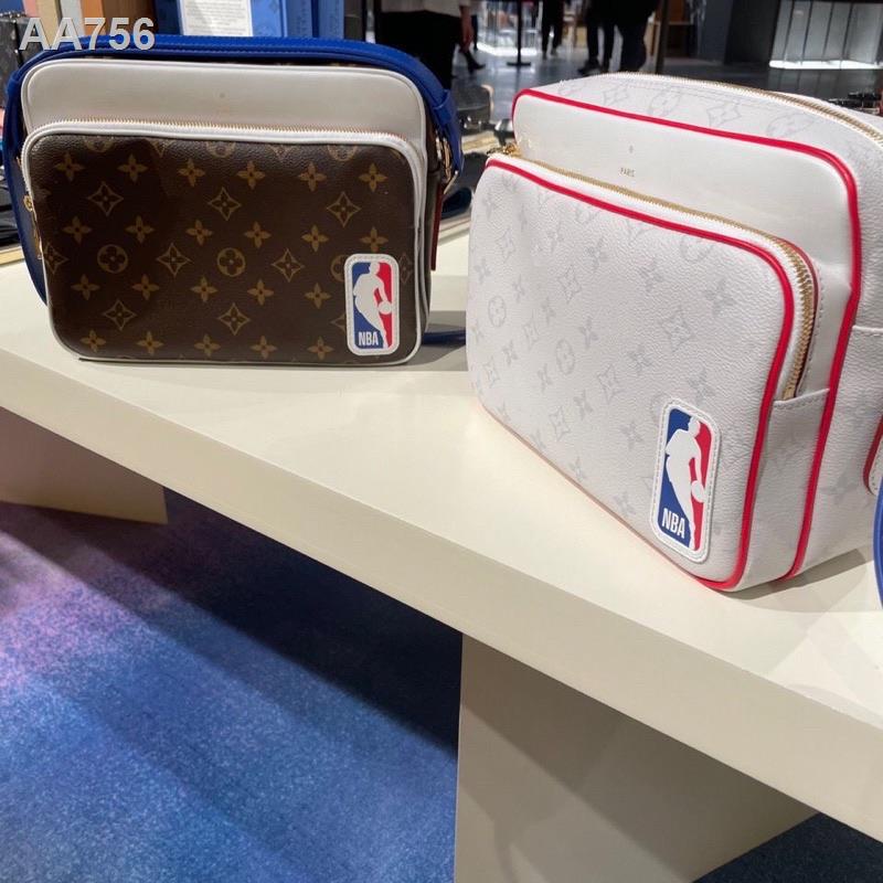 LOUIS VUITTON X NBA Monogram Nil Messenger Antarctica 1202437