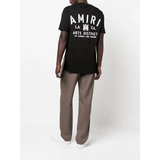Frogg0-Shop เสื้อยืดผู้ชาย เสื้อยืดคอกลม แขนสั้น พิมพ์ลายโลโก้ตัวอักษร Amiri แนวสตรีท แฟชั่นฤดูร้อน สําหรับคู่รัก