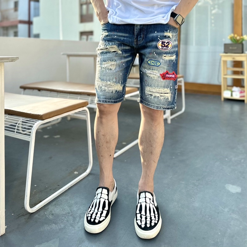 กางเกงยีนส์ขาสั้นเเนวสตรีท Destroyed Denim Short