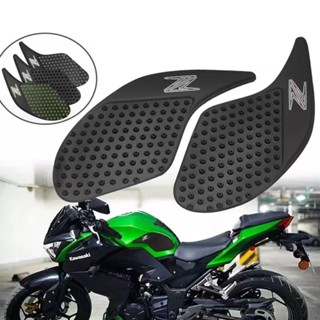 สติกเกอร์กันลื่นสำหรับ FOR Kawasaki Z250 Z300 Z 250 300 3M กันลื่นข้างถัง 1 คู่