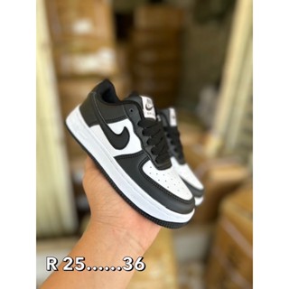 🍀รองเท้า N Air Force 1 ของเด็ก(25.......36)