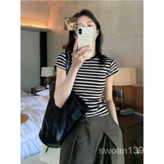 🥰เสื้อยืด แขนสั้น ผ้าฝ้าย ลายทาง เรียบง่าย สไตล์เกาหลี สําหรับผู้หญิง Women Clothes【swoan139.th】