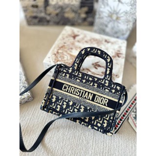[พร้อมส่ง] D_ กระเป๋าถือ กระเป๋าสะพายไหล่ ขนาดมินิ สําหรับสตรี (โปรดสังเกตขนาด)