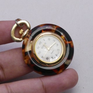 นาฬิกา Vintage มือสองญี่ปุ่น Pocket Watch นาฬิกาพกACCOTEระบบQUARTZทรงกลม กรอบทอง หน้าขาว หน้าปัด 35มม