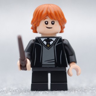 LEGO Ron Weasley Hogwarts Robe Harry Potter