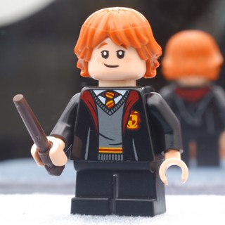 LEGO Ron Weasley Gryffindor Robe Harry Potter