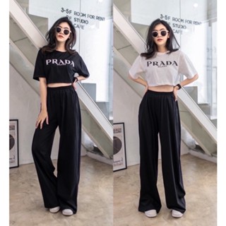 New Arrival !!!!! Prada Crop Set  Set เสื้อครอปแขนสั้น สกรีน PRADA มาพร้อมกางเกงขายาวทรงปล่อยสุดคลาสสิคของทาง