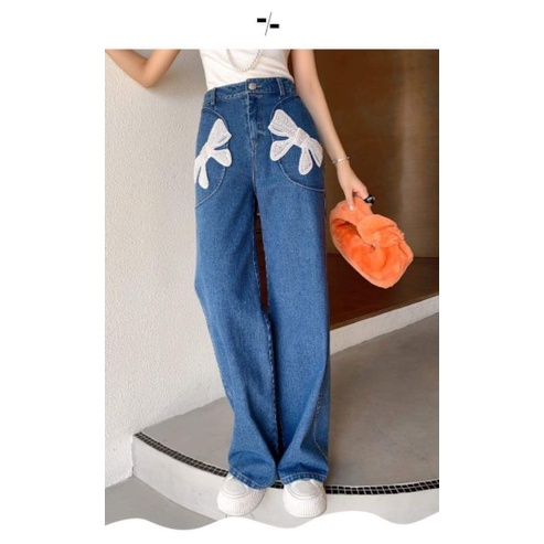 กางเกงTAG: AVIVA STUDIO🌷🌿🌷🌺🌷