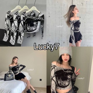 ##เสื้อปาดไหล่แขนยาว สวยมากๆๆ
