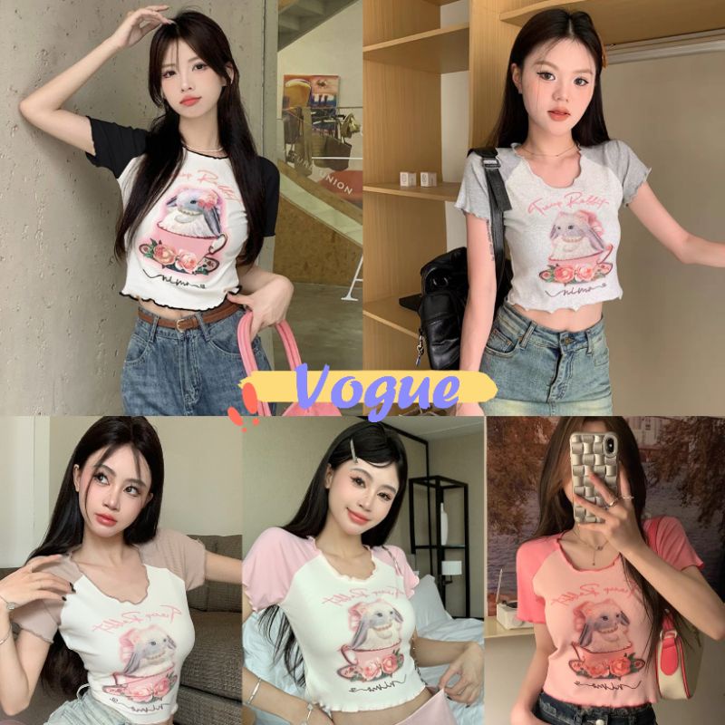 Vogue พร้อมส่ง เสื้อไหมพรมครอปสั้น แขนสั้น ลายกระต่าย ดีเทลปลายหยักสีพาสเทล (67043)