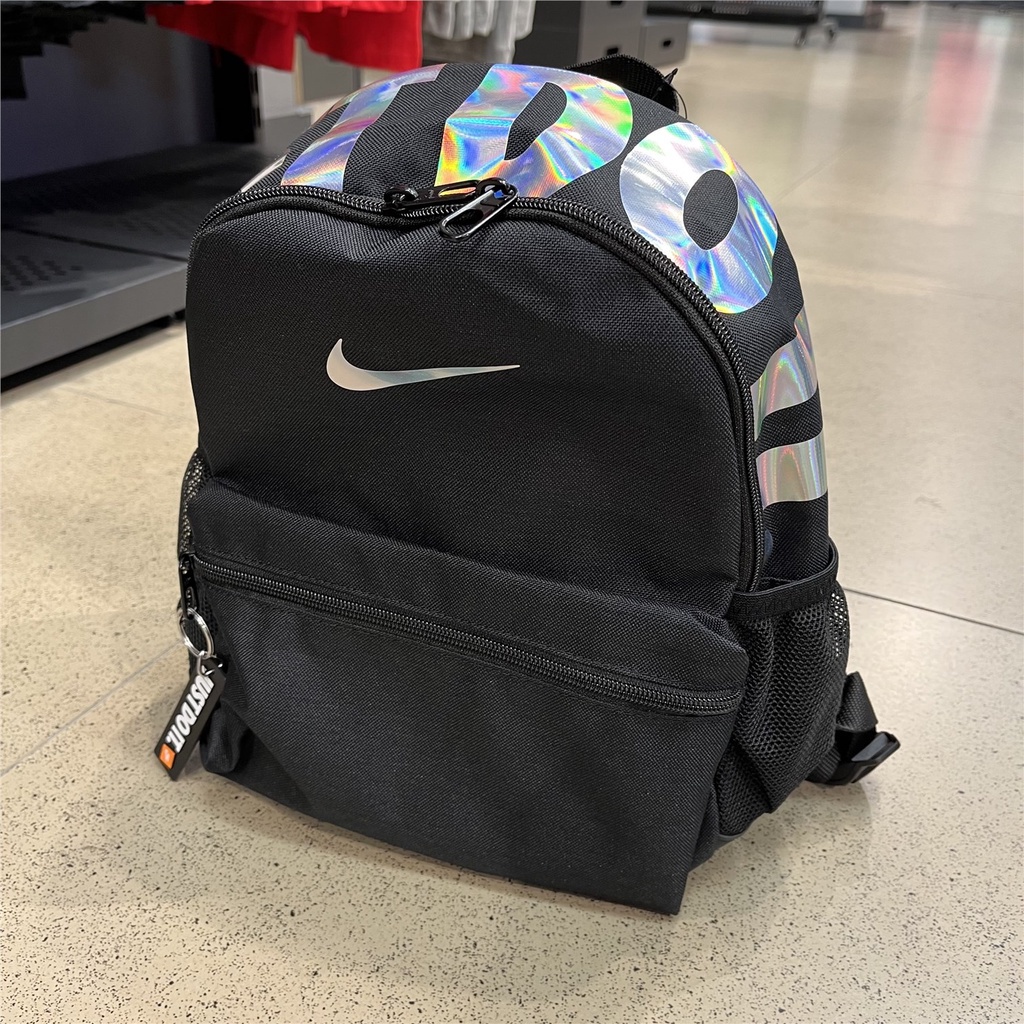 ☢รองเท้าผ้าใบ nike☫▦♨☊กระเป๋าเป้สะพายหลังเด็ก Nike/Nike ของแท้กระเป๋านักเรียนชายและหญิงกระเป๋าเป้สะพายหลังขนาดเล็กใหม่ D