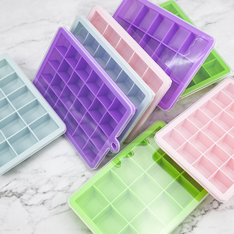 สินค้าพร้อมส่ง บล็อกซิลิโคลนฟิตถนอมอาหาร 15 หลุม(พร้อมฝาปิด)