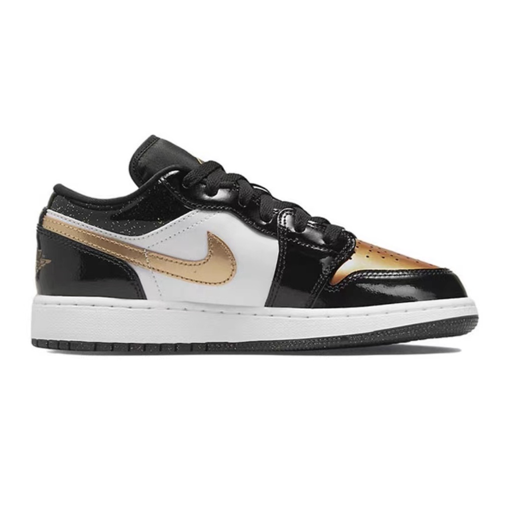 ♀【ของแท้】 Nike Jordan Air 1 Low "Gold Toe" Black Golden/DR6970-071รองเท้าผ้าใบผู้ชาย