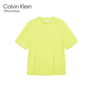 CALVIN KLEIN เสื้อยืดผู้ชาย ทรง Relaxed  รุ่น 40HM229 CW5 - สี Lemon Yellow