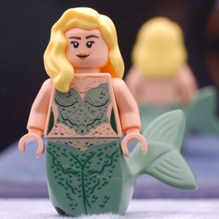 LEGO Pirates of the Caribbean Mermaid, Curved Tail (4194)