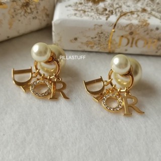 New🔥 รุ่นจีซู✨ Dior earrings ต่างหูดิออร์ DIOR ฝังคริสตัล