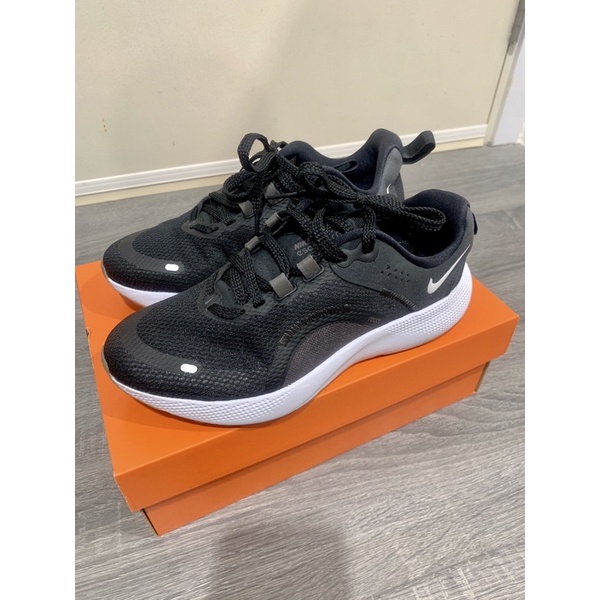 Nike Escape Run 2 แท้จากช็อป รองเท้าวิ่งผู้หญิง