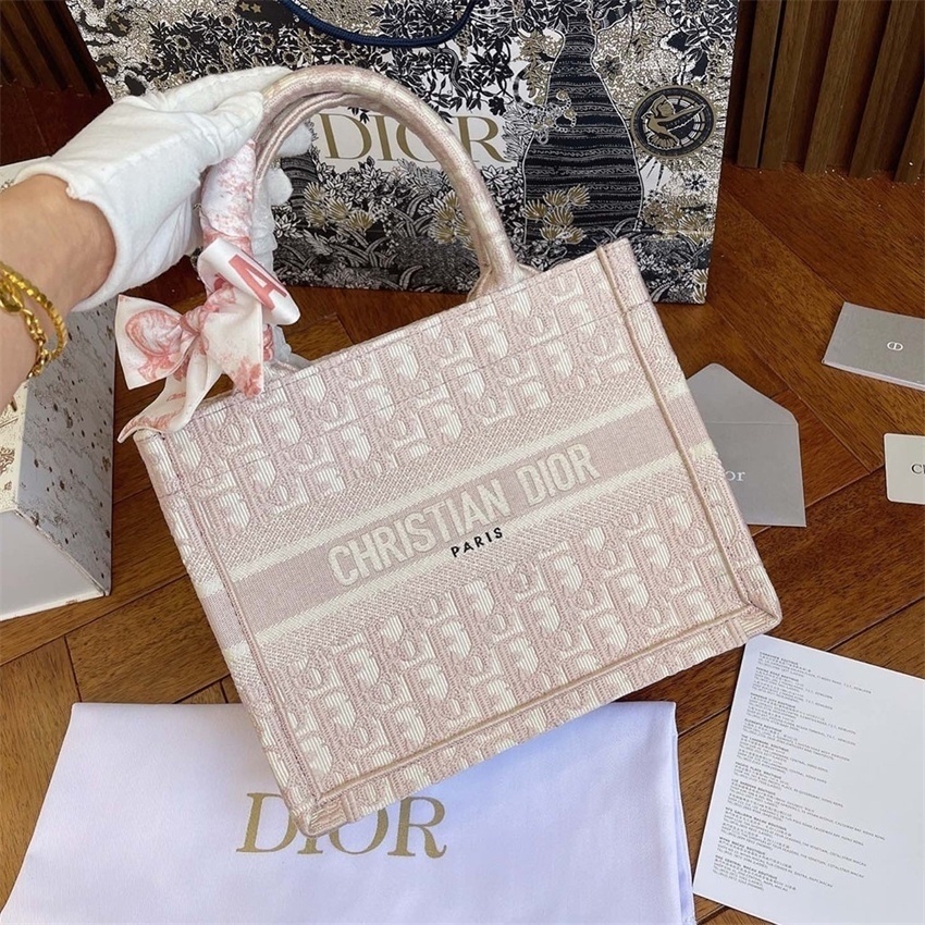 dior classic women's embroidery handbag shopping bag fashion (pink) (26cm)