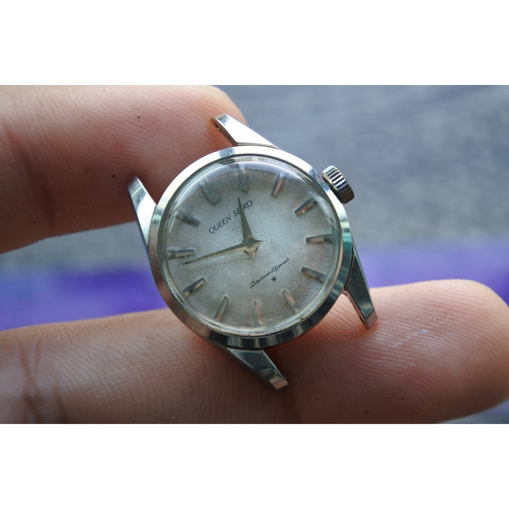 นาฬิกา Vintage มือสองญี่ปุ่น Queen Seiko เหรียญทอง ระบบ ไขลาน ผู้หญิง ทรงกลม กรอบเงิน หน้าปัด 22มม