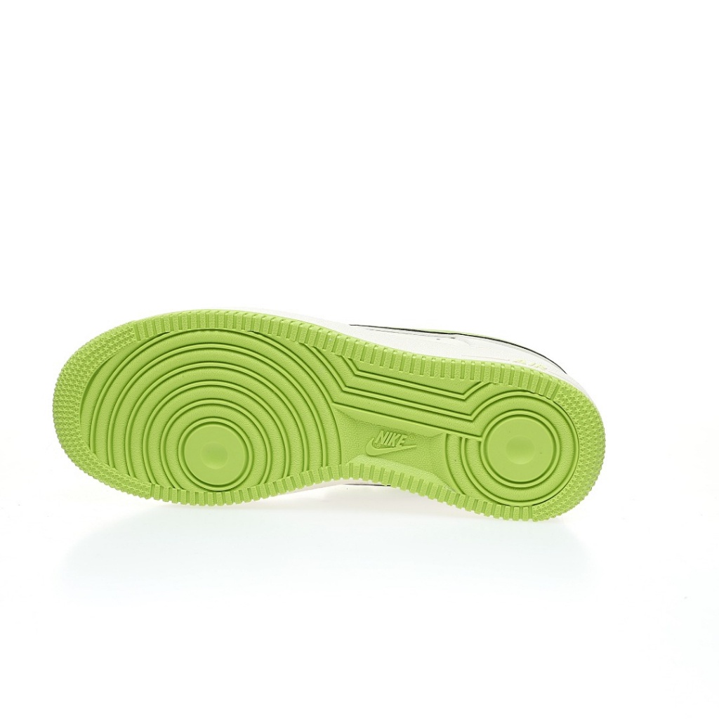 รองเท้าผ้าใบ nike▣☢﹍Nike Air Force 1'07 Low Beige White Avocado Green รองเท้าสเก็ตบอร์ดสะท้อนแสงสีเขียวแปะก๊วยตะขอซ้อน 3