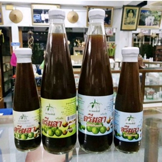 เครื่องดื่มสมุนไพร "ตรีผลา" 1 กล่อง บรรจุ 12 ขวดๆละ 700 ml. ผลิตโดย ลำปางรักษ์สมุนไพร