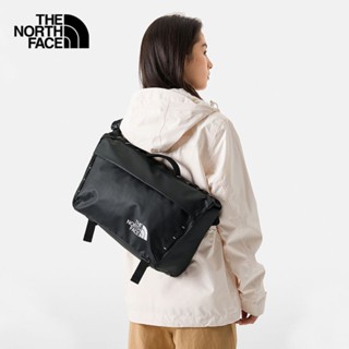 THE NORTH FACE BASE CAMP VOYAGER MESSENGER BAG - TNF BLACK/TNF WHITE กระเป๋าคาดไหล่ UNISEX