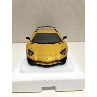 จากญี่ปุ่น Autoart / Lamborghini Aventador Pearl สีเหลือง