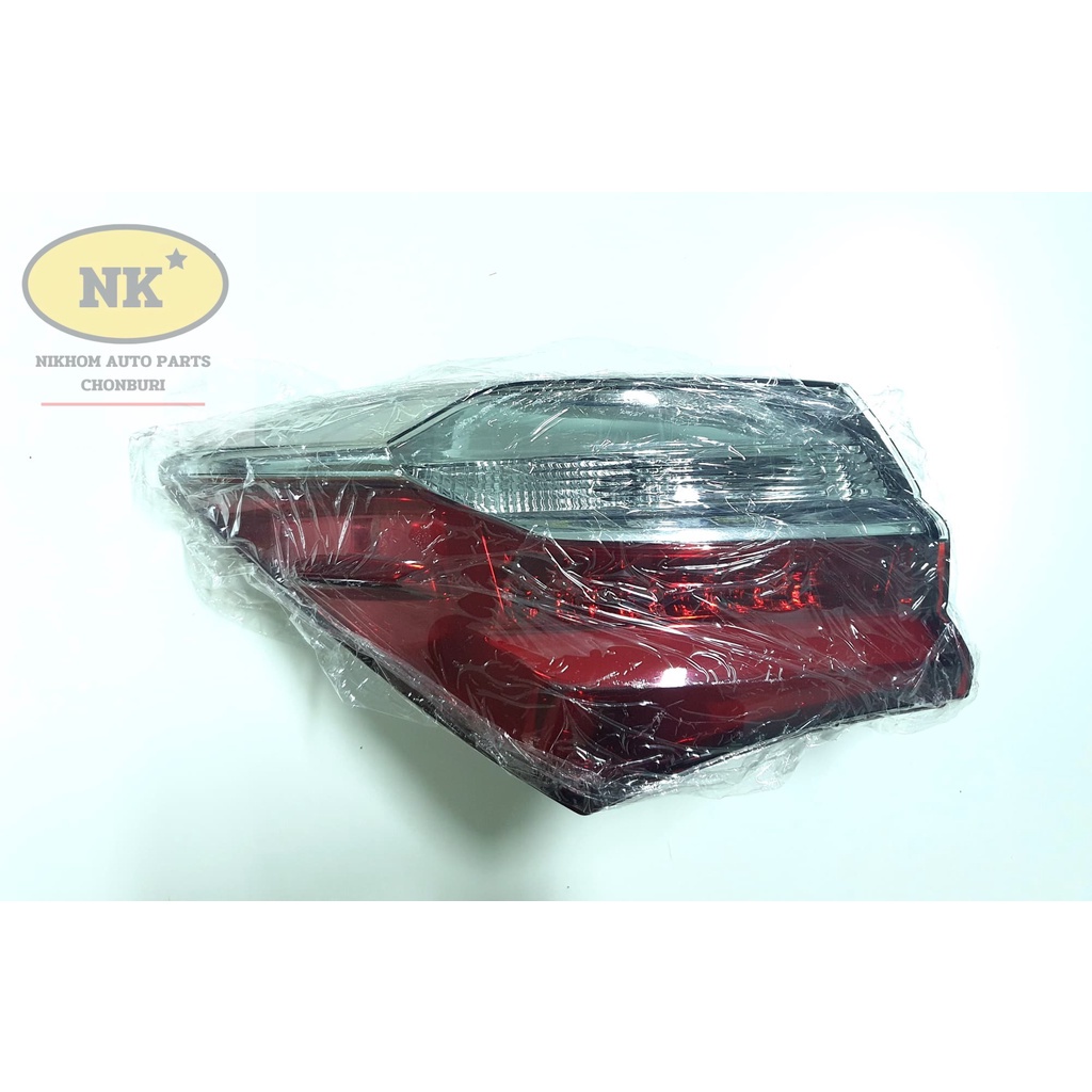 ไฟท้าย โตโยต้า อัลติส 17'-18' / Toyota Altis 17'-18' (ราคาต่อ 1ข้าง)