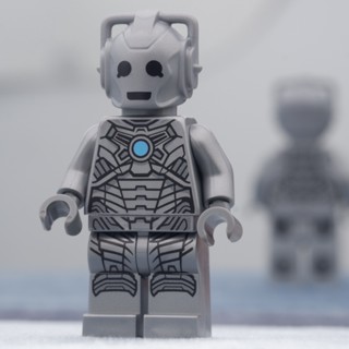 LEGO Movie Cyberman PLOYBRICK