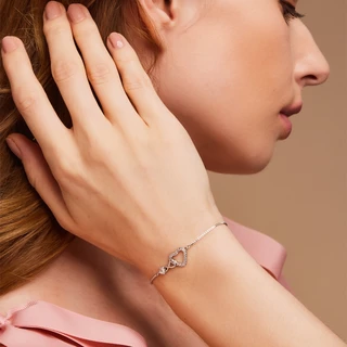 LS jewelry สร้อยข้อมือแฟชั่น สร้อยข้อมือผู้หญิง จี้หัวใจ สร้อยข้อมือเงินโลหะ น่ารัก เหมาะเป็นของขวัญ