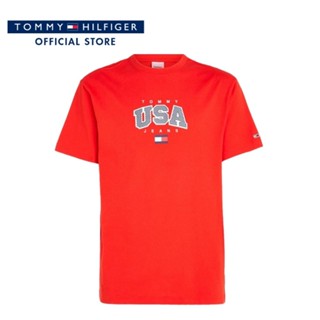 Tommy Hilfiger เสื้อยืดแขนสั้นผู้ชาย รุ่น DM0DM16406 XNL - สีแดง