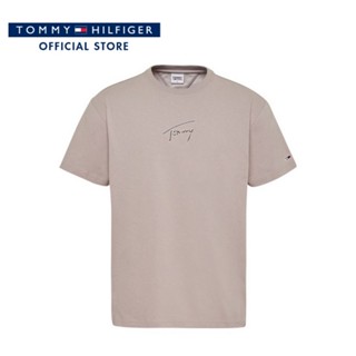 Tommy Hilfiger เสื้อยืดแขนสั้นผู้ชาย รุ่น DM0DM15646 RAZ - สีเบจ