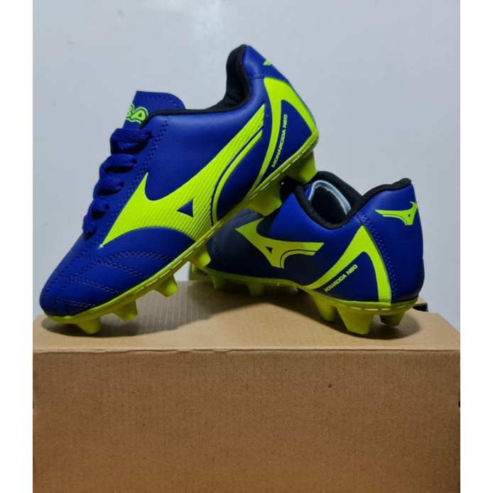 🎉🥳รองเท้าสตั๊ดของเด็กสินค้าพร้อมส่งงานสวยนิ่มใส่สบายมีไซส์30--38