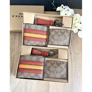 💥Set กระเป๋า สตางค์ชายBoxed 3 In 1 Wallet Gift Set In Signature Canvas With Varsity Stripe COACH มีมาทั้งset