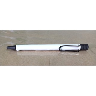 ปากกาลูกลื่น Lamy Safari Alpine White Black Clip ขาวคลิปดำ