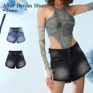 Merge Official - Allur Denim Shorts (พร้อมส่ง)