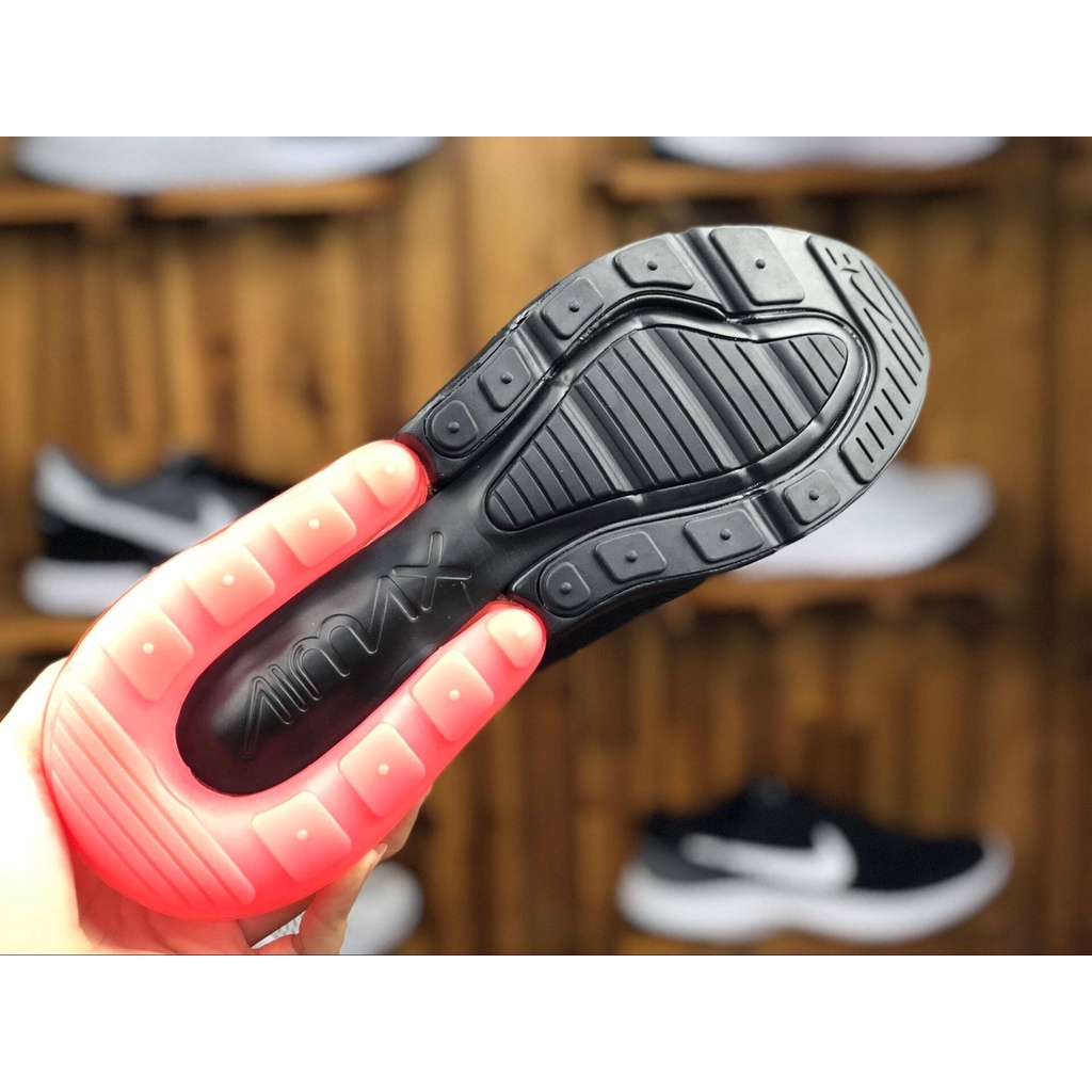 ▥►❇♤┅ของแท้100% Nike Air Max 270 React Unisex แฟชั่น รองเท้าวิ่งกีฬา AH8050-010 วรรคเดียวกันในร้าน cNWDรองเท้าผ้าใบ แทรอ