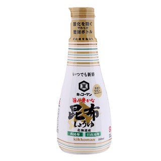 คิคโคแมนซอสถั่วเหลืองผสมสาหร่ายคอมบุ 200มล.  /  Kikkoman Kombu Shoyu 200ml.