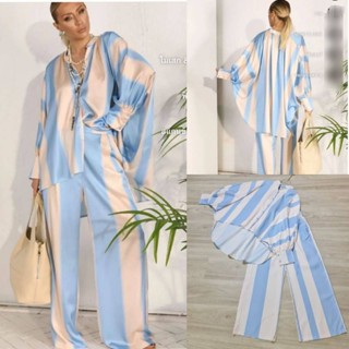ZARA ผ้าพิมลายริ้วสวยๆเสื้อโอเวอร์ไซส์ มาคู่กับกางเกงขายาว ทรงสวย ลายพิมอย่างเท่