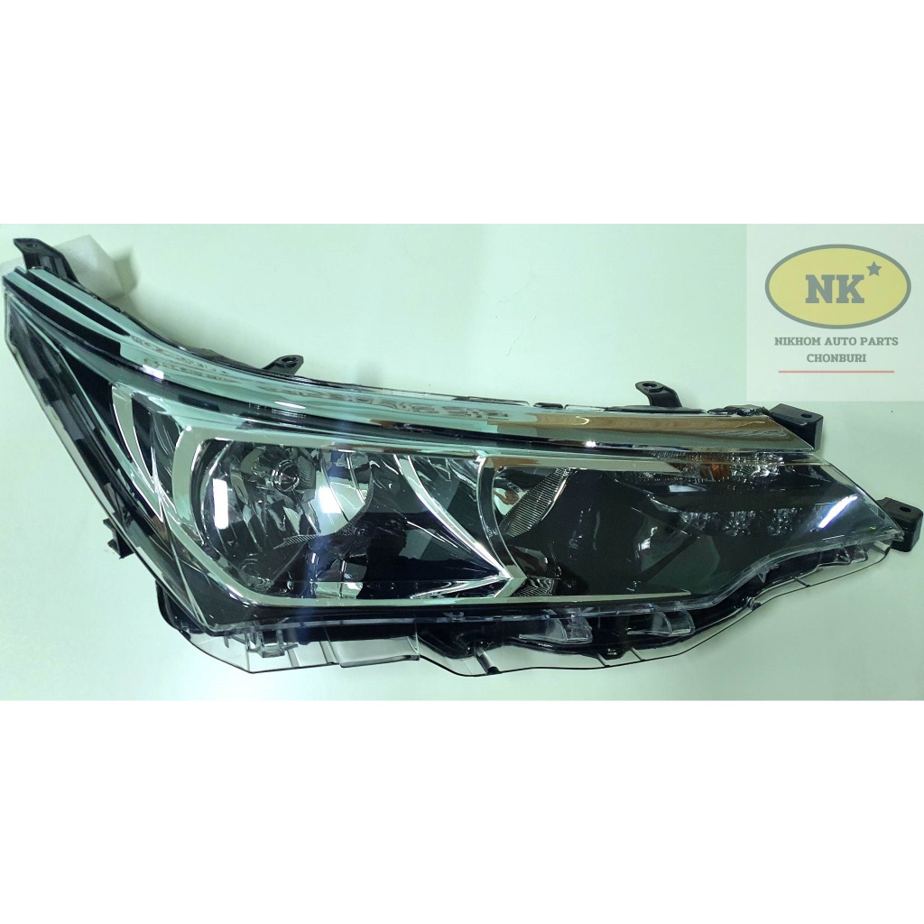 ไฟหน้า โตโยต้า อัลติส 17'-19' รุ่นไฟ ฮาโลเจน / Toyota Altis 17'-19' Hologen