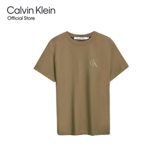 CALVIN KLEIN  เสื้อยืดผู้ชาย ทรง Regular  รุ่น J400211 LB6 - สีเขียว