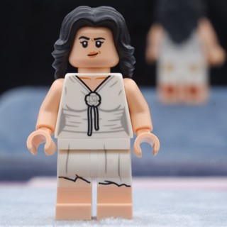 LEGO Indiana Jones Marion Ravenwood White Dress