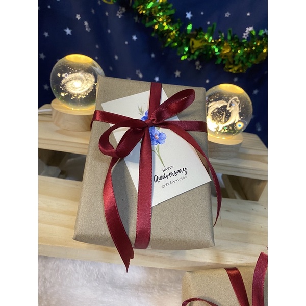 โคมไฟลุกแก้วคริสตัล ห่อของขวัญ สลักข้อความที่ฐานไม้ฟรี แถมการ์ด