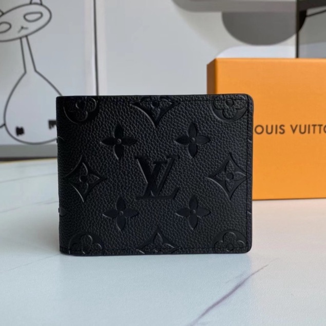 ℡◐(พร้อมกล่องแบรนด์) Louis Vuitton LV Wallet Short Embossed Men s and Women Fashion Trend Print Versatil