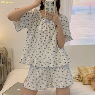 🍓จัดส่งทันที🍓ชุดนอนสตรีลายดอกไม้เล็กๆ สีฟ้า โบว์ลูกไม้น่ารัก ชุดสองชิ้น