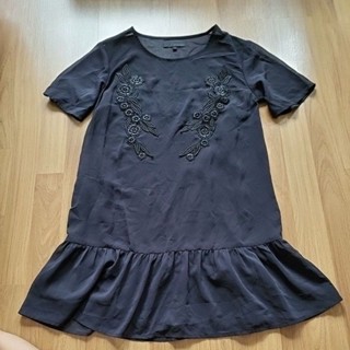 used เดรสสั้นซีทรูพร้อมซับสีดำแขนสั้น cps