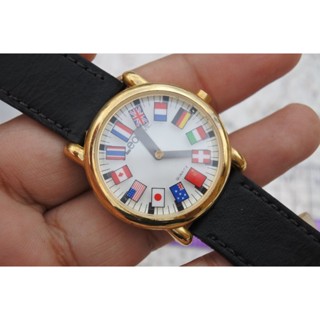 นาฬิกา Vintage มือสองญี่ปุ่น LEOTIME ระบบ QUARTZ UNISEX ทรงกลม กรอบทอง หน้าปัดธงโลก หน้าปัด 35มม