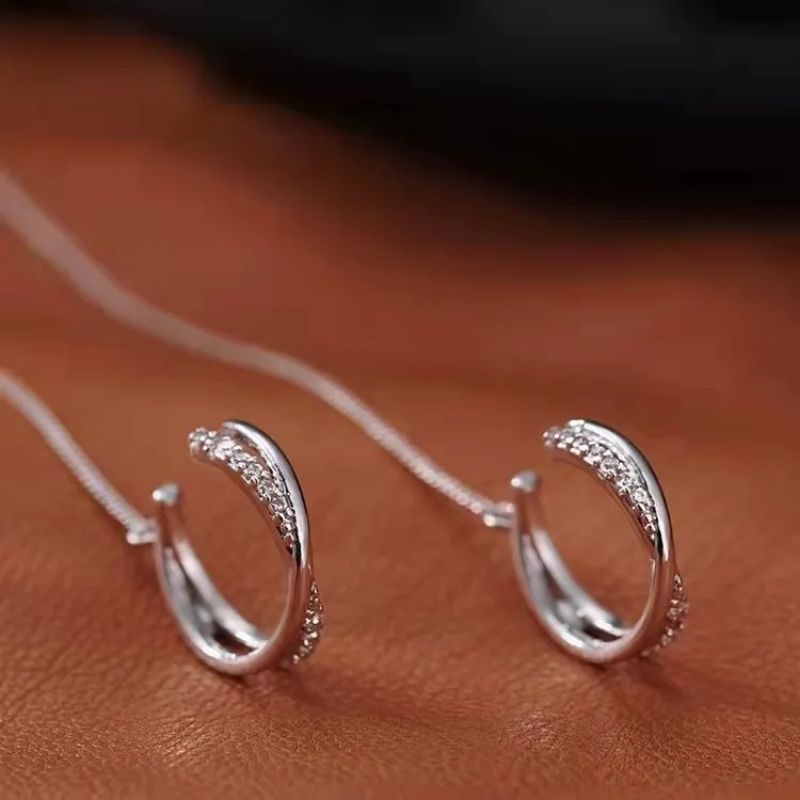 X ต่างหูหนีบมินิมอล มีโซ่คล้อง • Crystal Chain Ear Cuff ราคา ถูกที่สุด ดีลบีเคเค แกลเลอรีภาพที่ 6