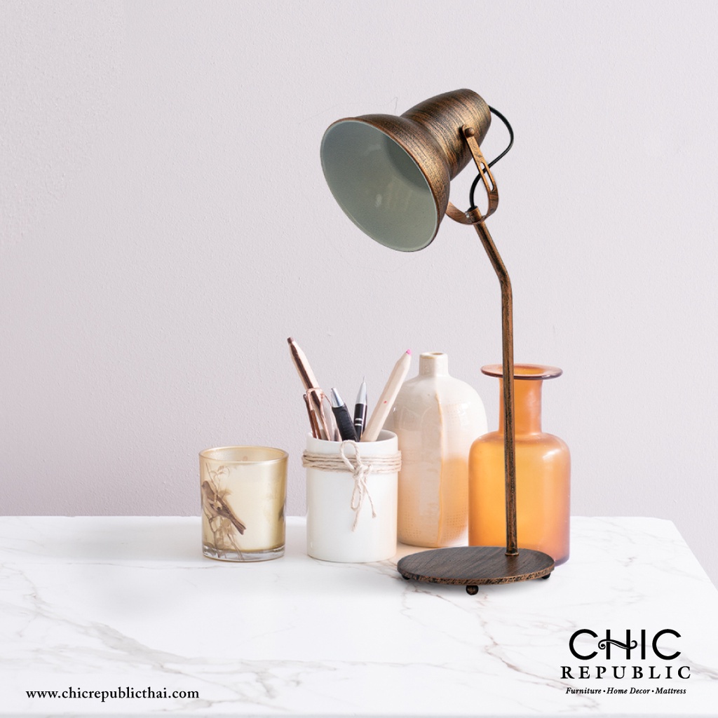 chic republic DILLON โคมไฟตั้งโต๊ะ