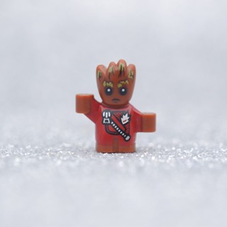 LEGO Baby Groot Red Suit HERO MARVEL - LEGO เลโก้ มินิฟิกเกอร์ ตัวต่อ ของเล่น